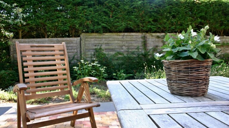 Gartentisch